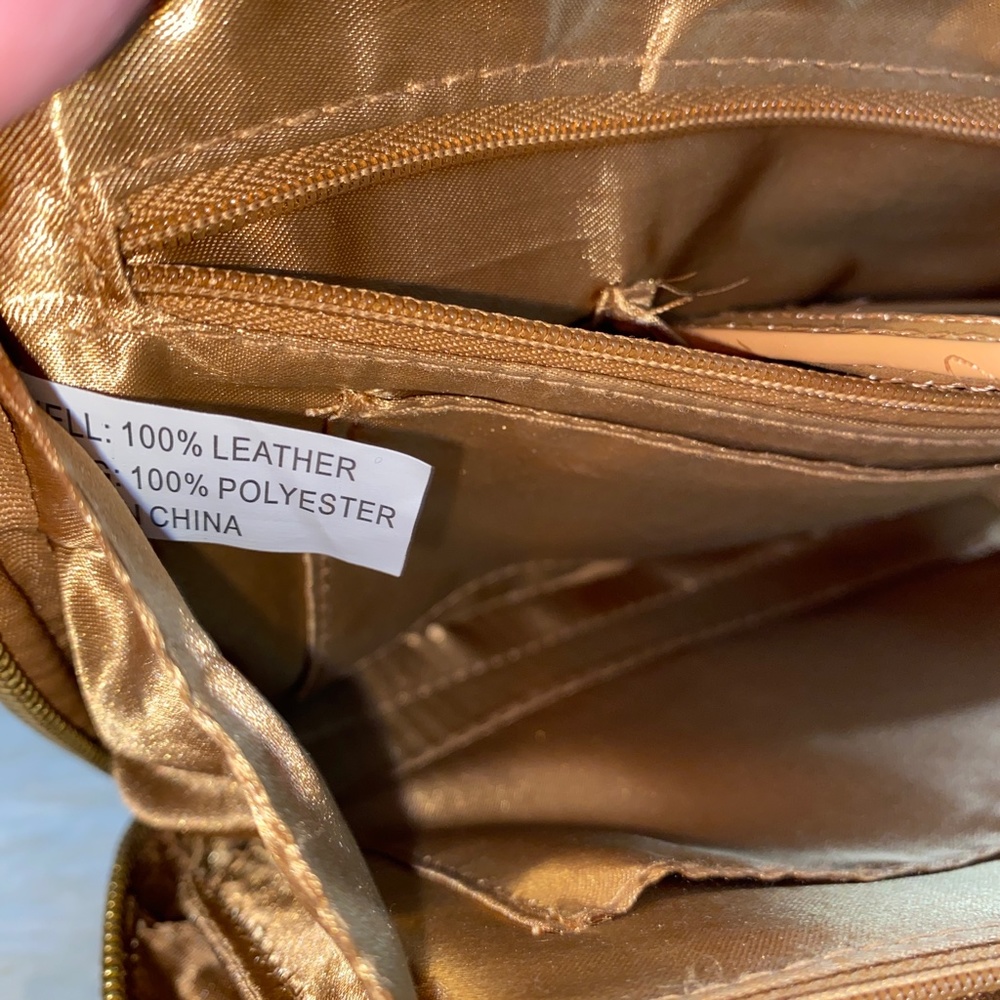Joy & Man Leather Shoulder bag in Tan in almost new condition - Picture 6 of 8